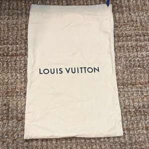 Louis Vuitton drawstring, dust bag cotton